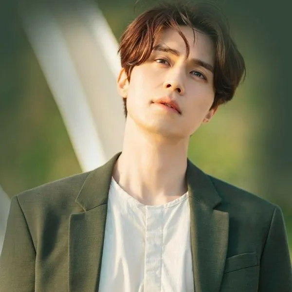 The most loved look of Lee Dongwook today