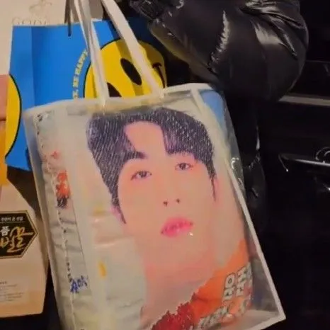 Popular photo full of fans’ love for Yoon Joonhyeop