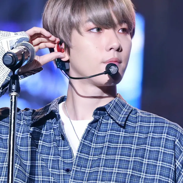 The most loved look of Baekhyun today
