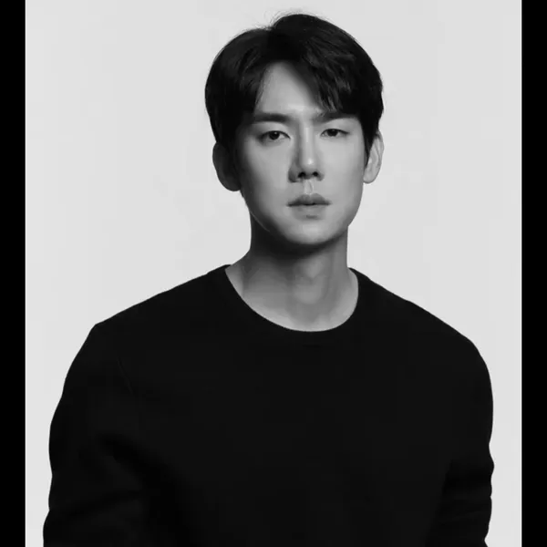 The most loved look of Yoo Yeonseok today