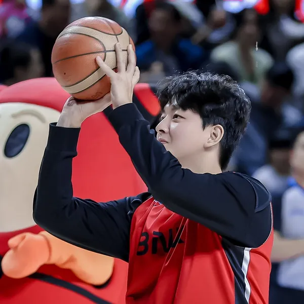 Idol_Top_Banner