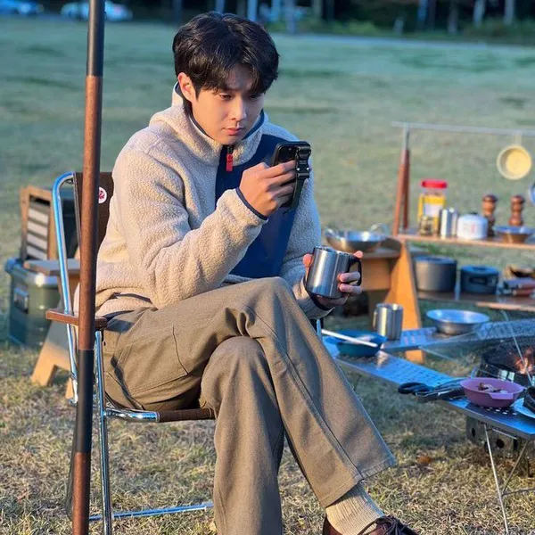 The most loved look of Choi Wooshik today