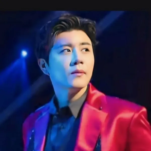 充满粉丝爱意的晋海成人气照片