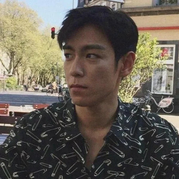 Popular photo full of fans’ love for T.O.P