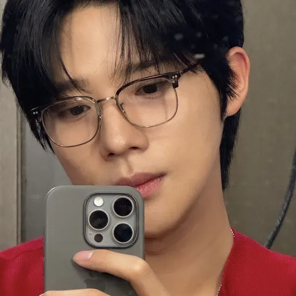 Idol_Top_Banner