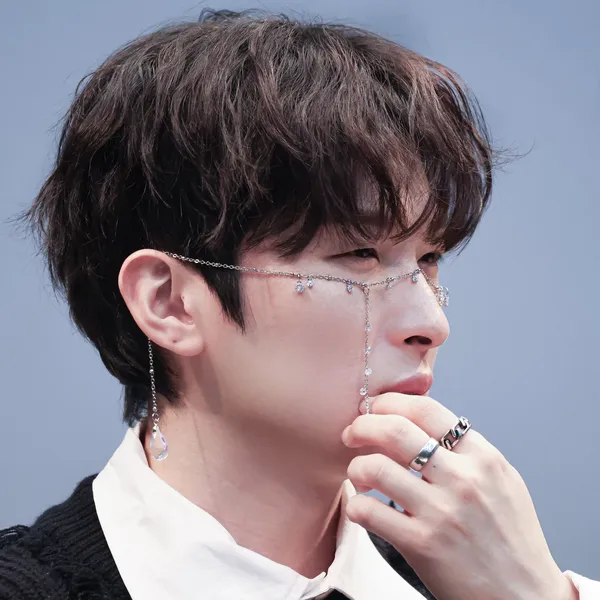 Idol_Top_Banner