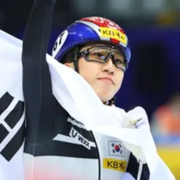 Top moment of Park Jiwon chosen by fans