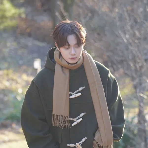 Popular photo full of fans’ love for Ha Hyunsang