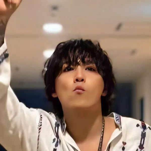Idol_Top_Banner