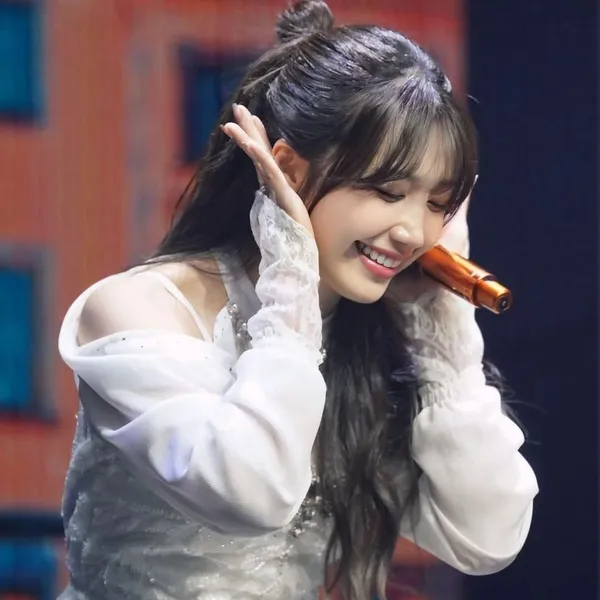 Idol_Top_Banner