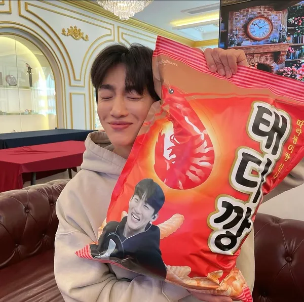 Idol_Top_Banner