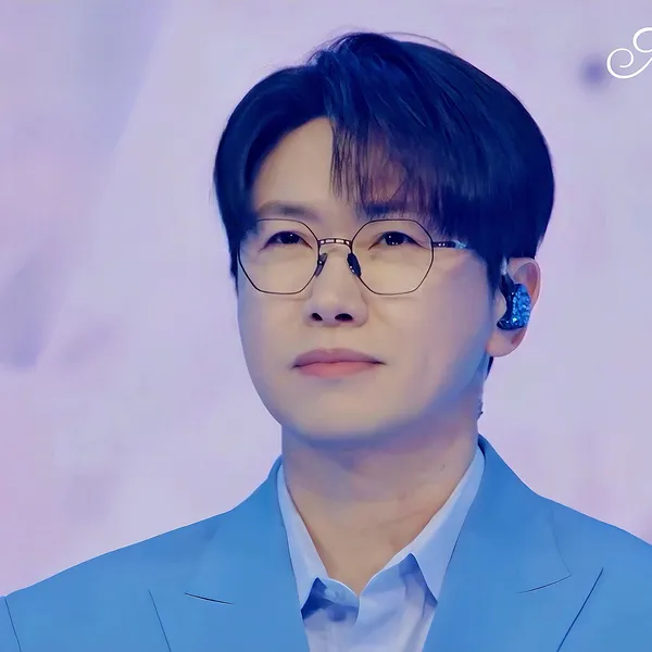 Idol_Top_Banner