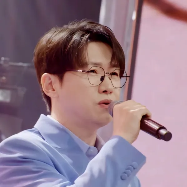 Idol_Top_Banner