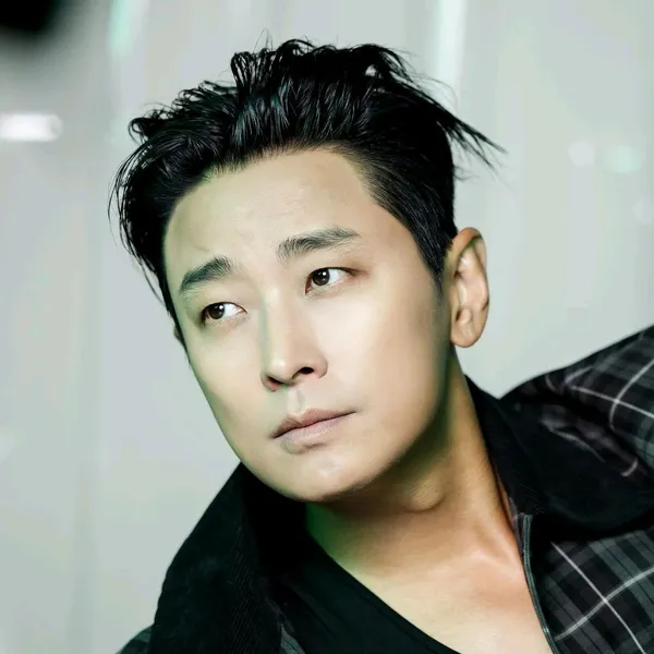Idol_Top_Banner