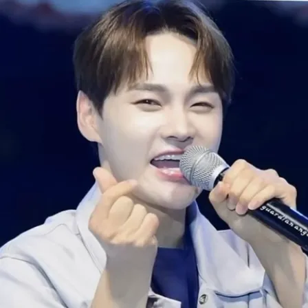 Idol_Top_Banner