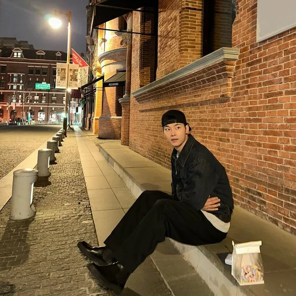 Idol_Top_Banner