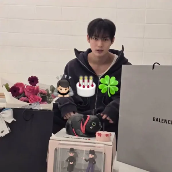 Idol_Top_Banner