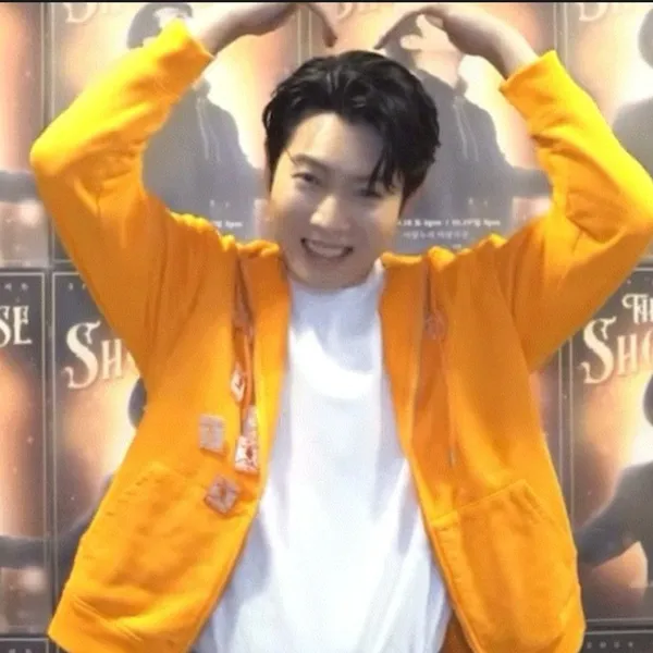 Idol_Top_Banner