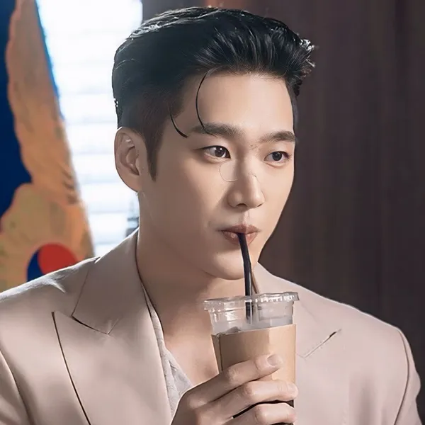 Idol_Top_Banner