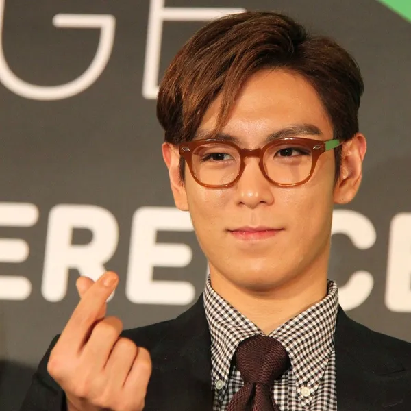 Idol_Top_Banner