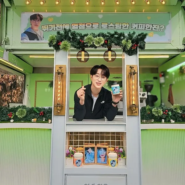 Idol_Top_Banner