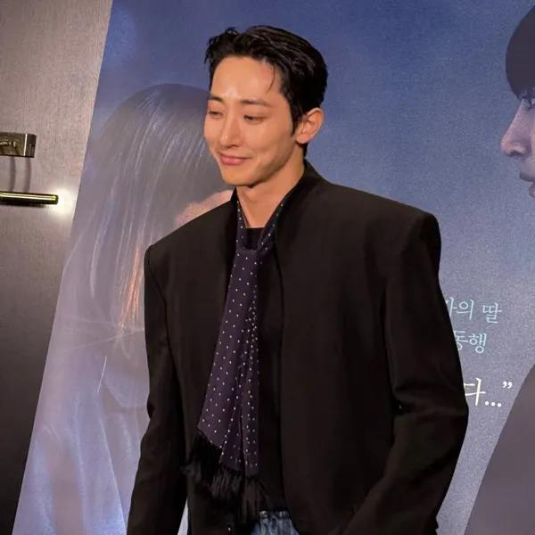 Idol_Top_Banner