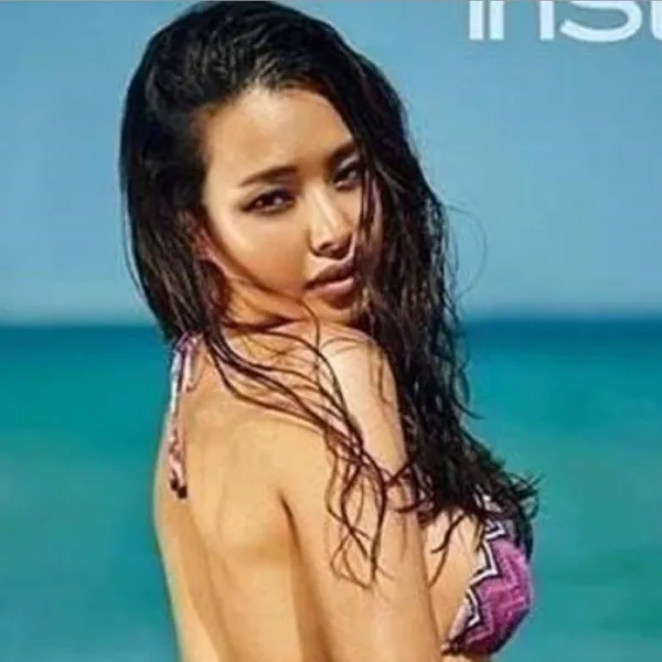 充滿粉絲愛的李荷妮人氣照片
