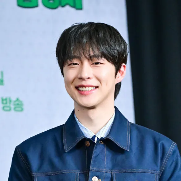 The most loved look of Bae Inhyuk today