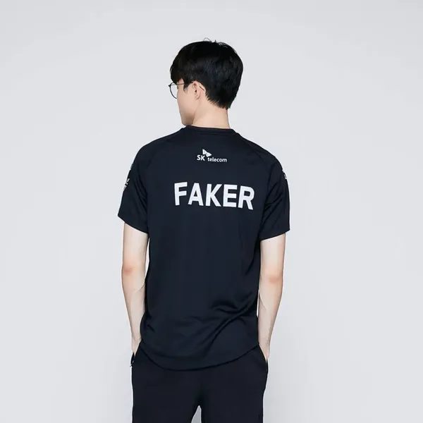 Idol_Top_Banner
