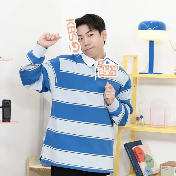 The most loved look of Yang Sechan today
