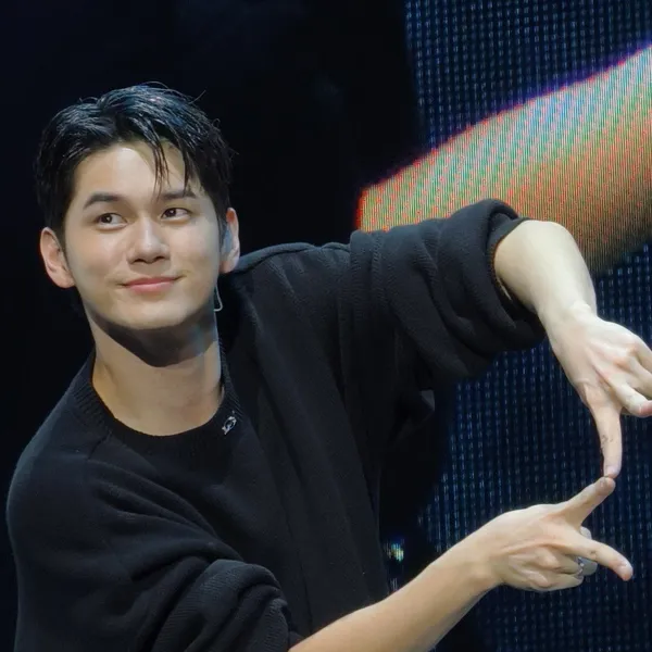 Idol_Top_Banner