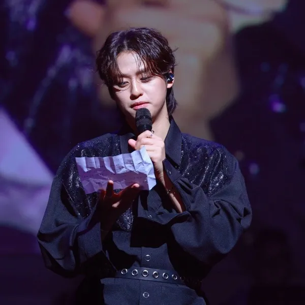 Idol_Top_Banner