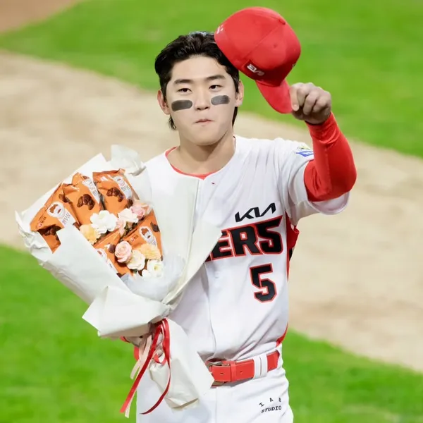 Idol_Top_Banner