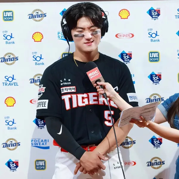 Idol_Top_Banner