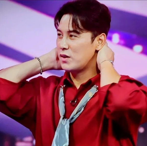 Idol_Top_Banner