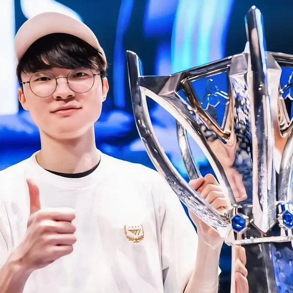 idolProfile