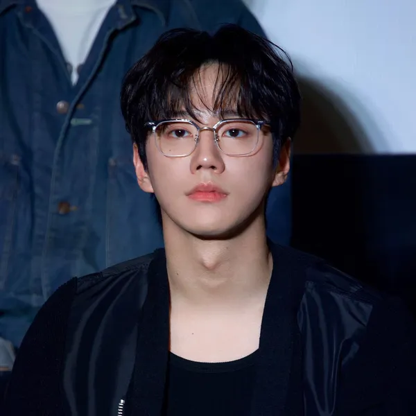 Idol_Top_Banner