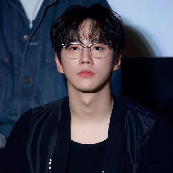 Idol_Top_Banner