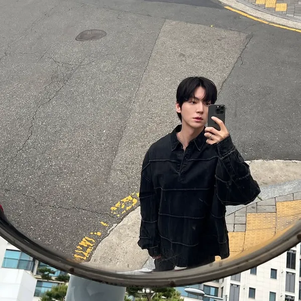 Top moment of Ahn Jaehyun chosen by fans