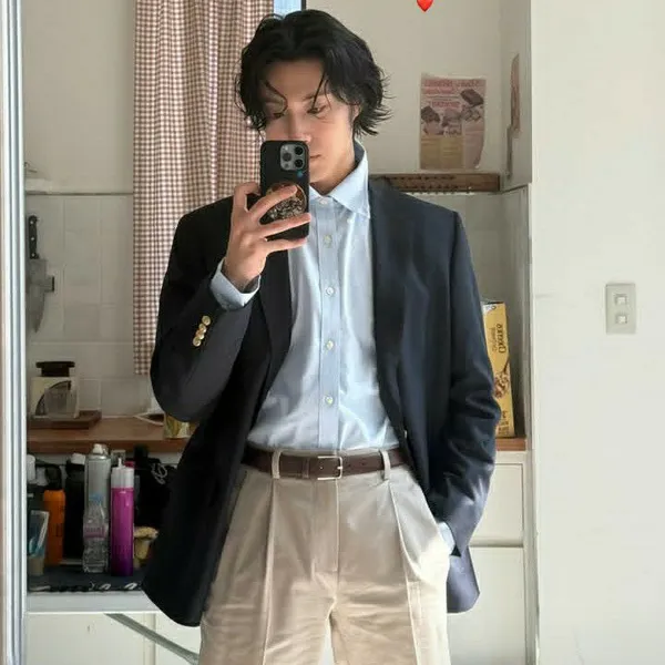 Popular photo full of fans’ love for Lee Jongwon