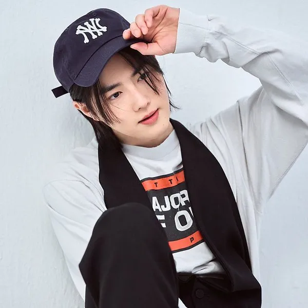 今天最受喜愛的Suho模樣