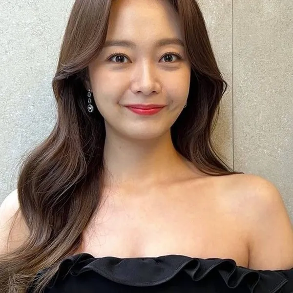 Foto populer Jeon Somin yang penuh cinta dari penggemar