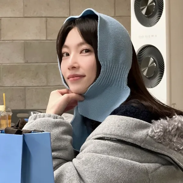 The most loved look of Gong Seungyeon today