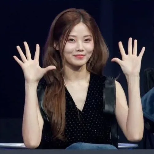 Top moment of Bae Ahyeon chosen by fans