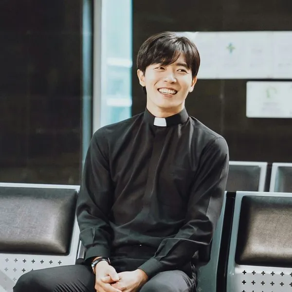 The most loved look of Kim Jaewook today