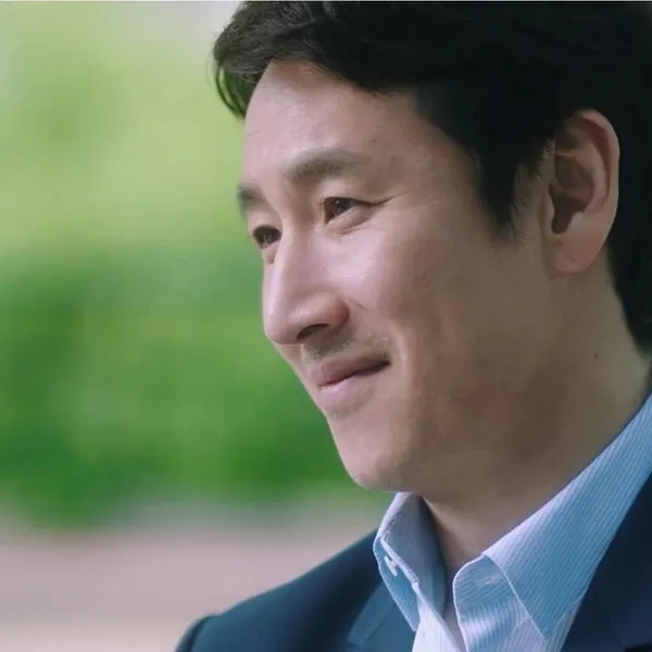 Popular photo full of fans’ love for Lee Sunkyun