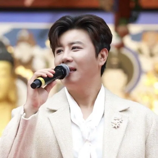 Popular photo full of fans’ love for Jin Haesung
