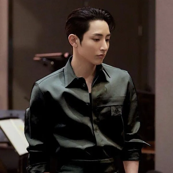 The most loved look of Lee Soohyuk today