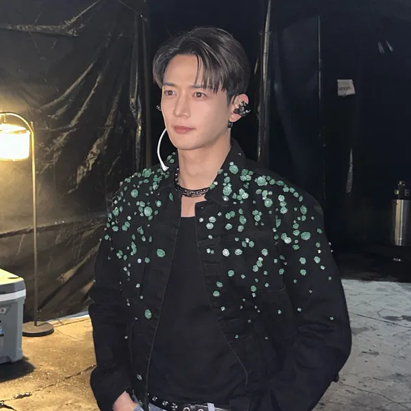 The most loved look of Choi Minho today