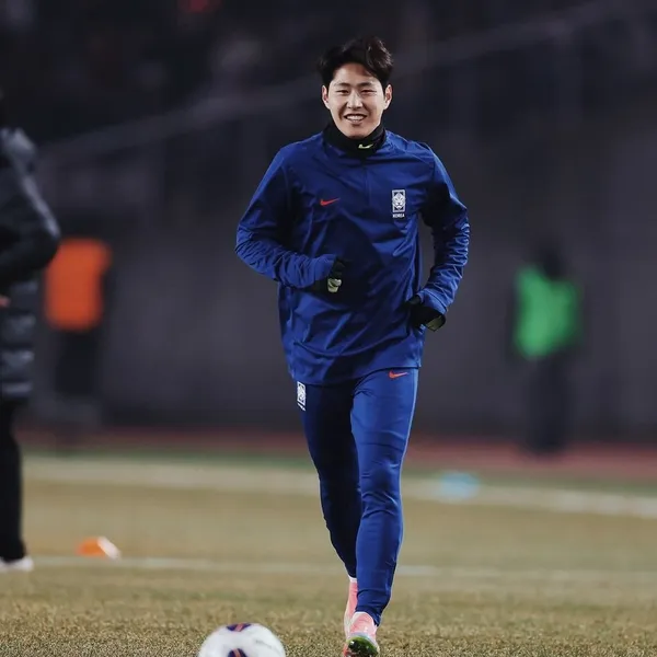 Today’s standout profile photo of Lee KangIn on Choeaedol Celeb